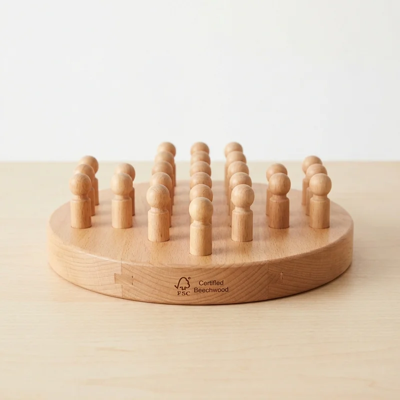 Pyökkipuinen Solitaairipeli — Helppo Klassinen Aivopähkinä - 1