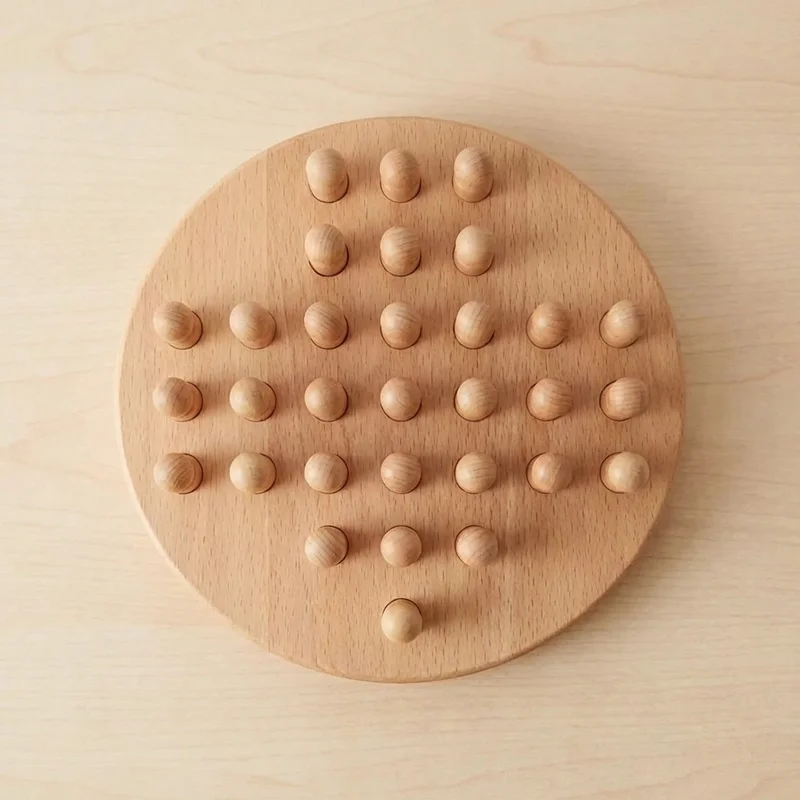 Pyökkipuinen Solitaairipeli — Helppo Klassinen Aivopähkinä - 2